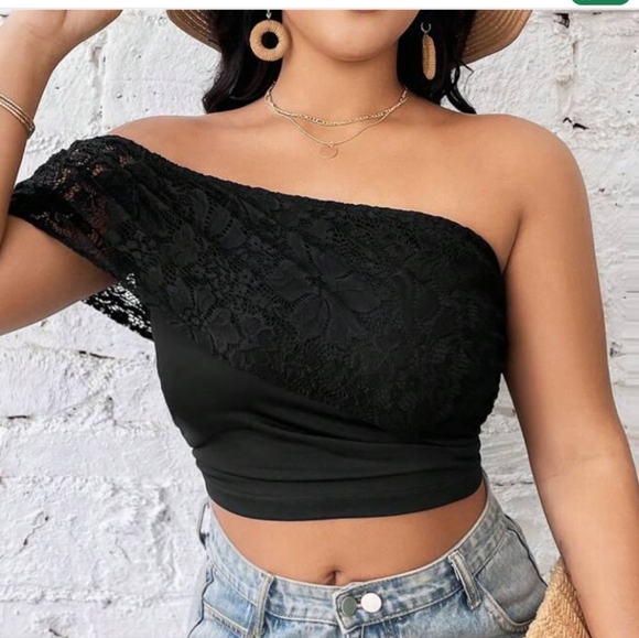 Black tube top with lace off shoulder detail - Picture 1 of 5